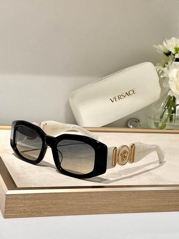 Versace Sunglasses 95